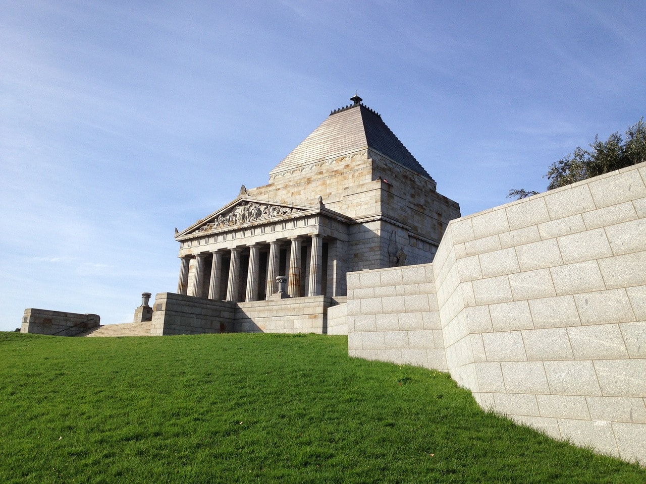 monument-405426_1280
