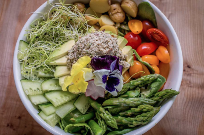 'Tuna Salad' at Nourish Cafe | Courtesy of Nourish Cafe
