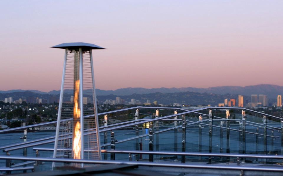 High Rooftop Lounge | Courtesy of Hotel Erwin
