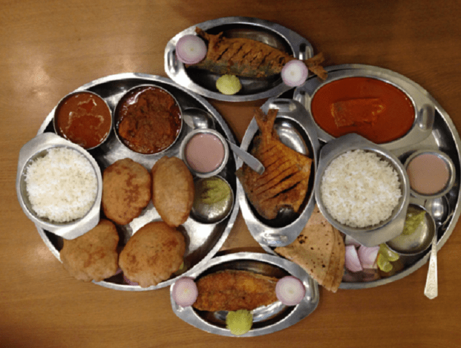 Assortment of Seafood Dishes, Satkar, Girgaum. Image Courtesy: Zomato