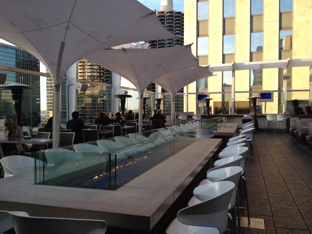 Top 10 Rooftop Bars For Summer In Chicago