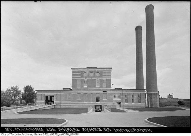Symes Road incinerator | © Toronto History/Flickr
