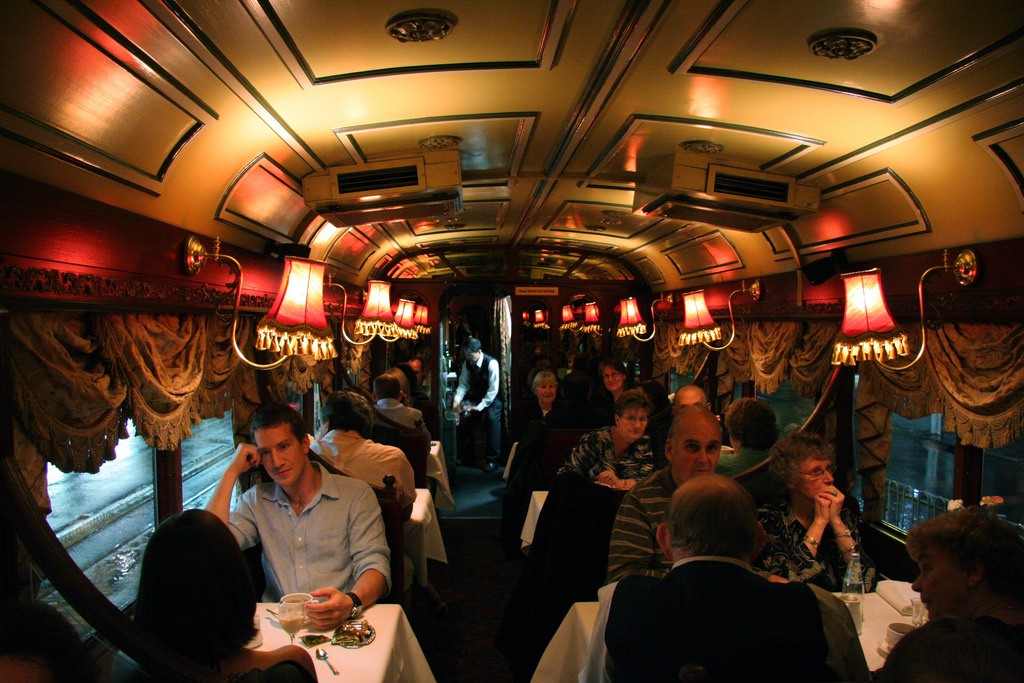Melbourne Tram Dinner | © Macinate/Flickr