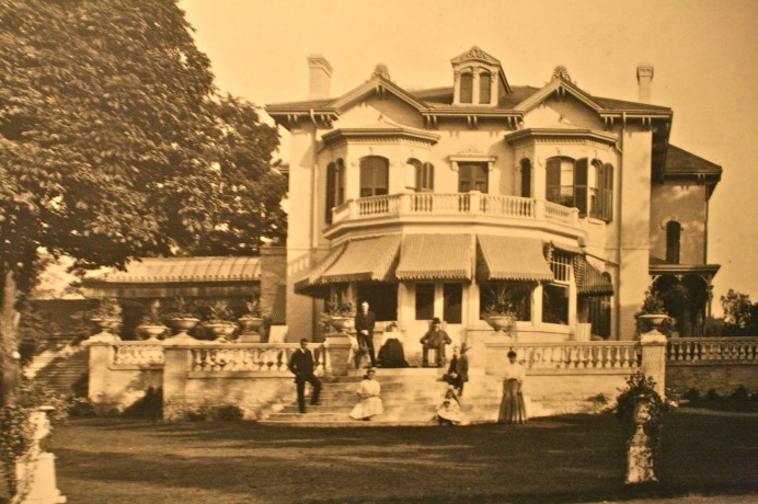 Spadina House | Public Domain via Chestnut Park / Toronto-St. Paul's Liberals