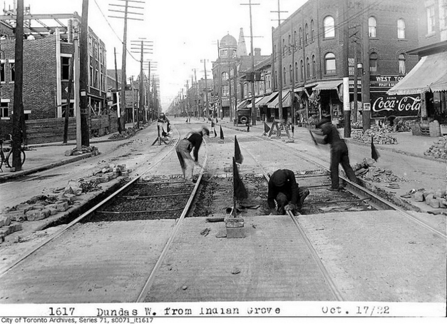 Dundas Street West, from Indian Grove | © Toronto History/Flickr
