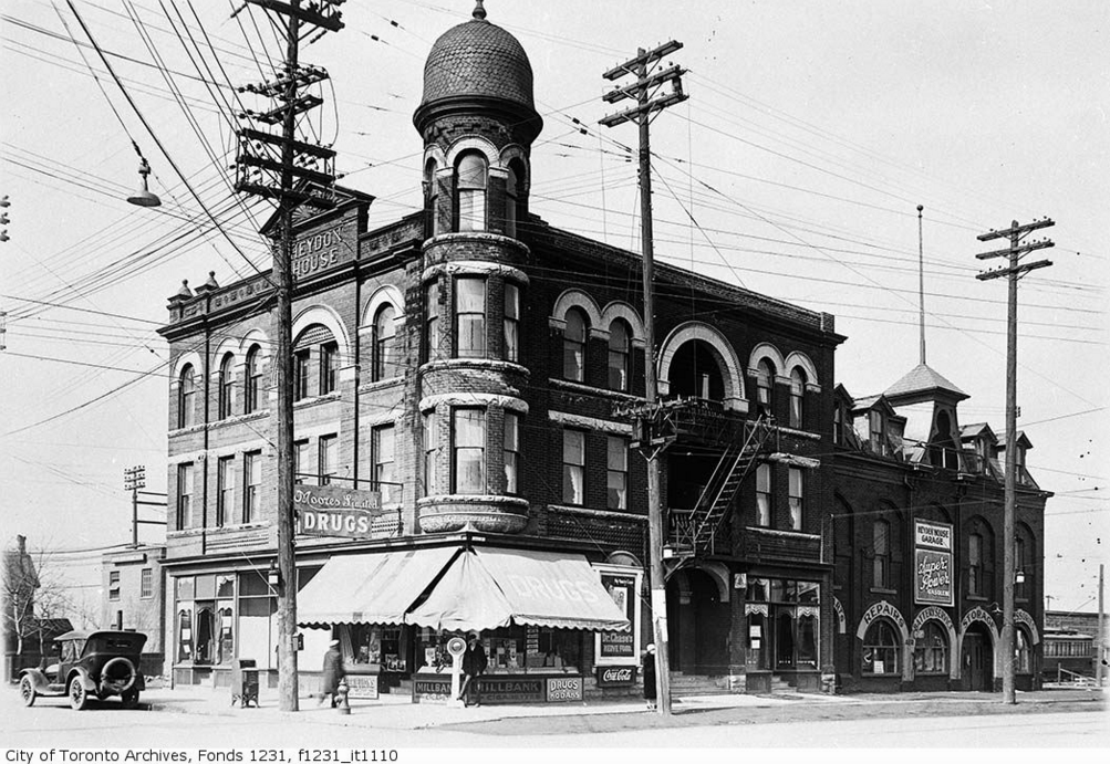 Heydon House Hotel, northwest corner of Weston Road and St. Clair Avenue | Public Domain/City of Toronto Archives