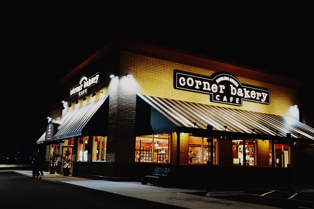 Corner Bakery Cafe | ©Mr. Blue MauMau/Flickr