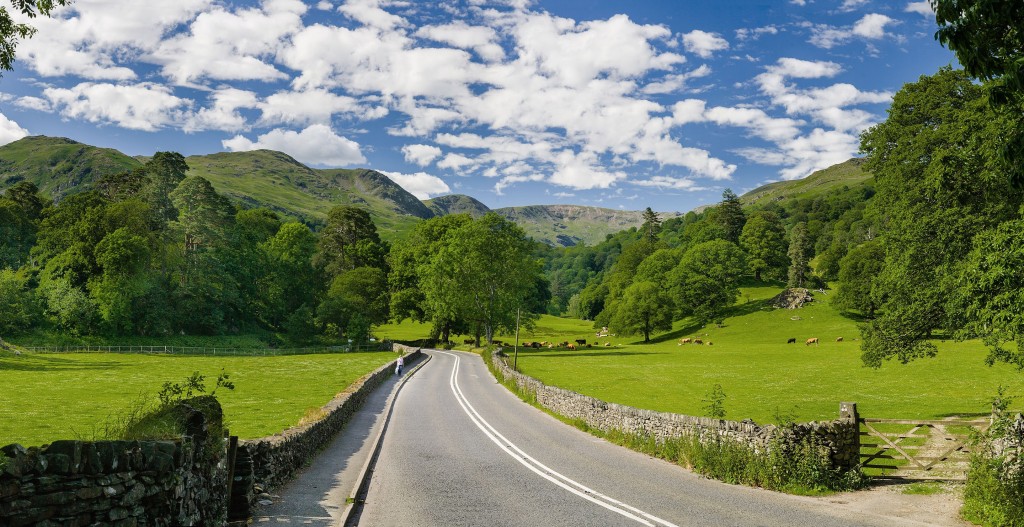 Road Passing Through The Lake District National Park Countryside | © Diliff/WikiCommons