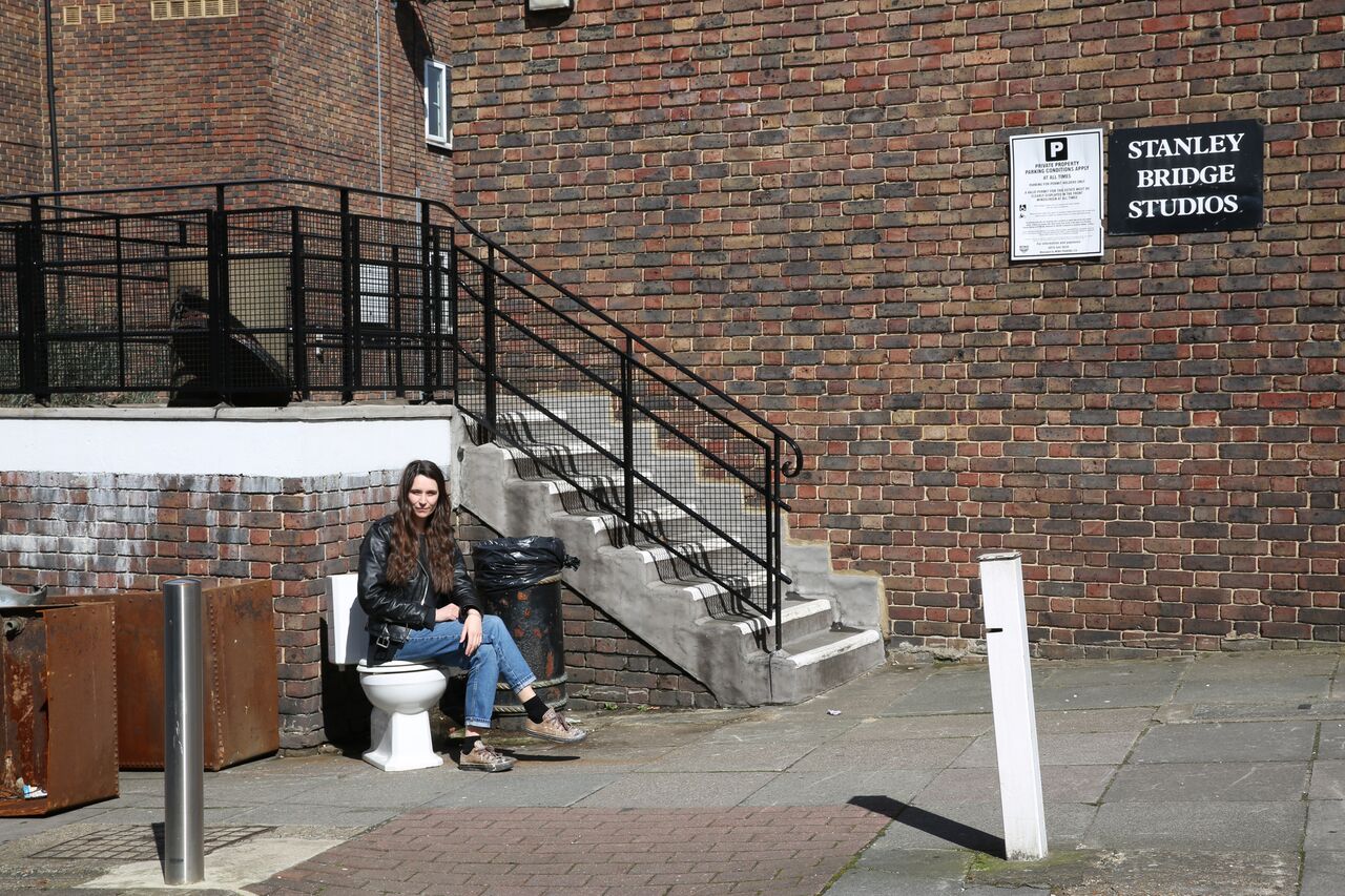 Artist Emma Alonze, creator of ‘I’m Waving’ | Courtesy of InTRANSIT Festival
