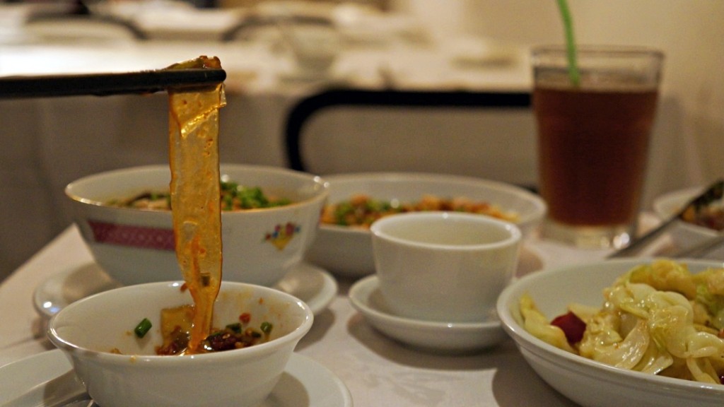 Hot and sour jelly noodles © Michaela Fulton