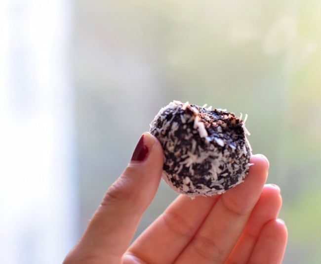 Superfoods_Cacao balls__Solene_Roussel