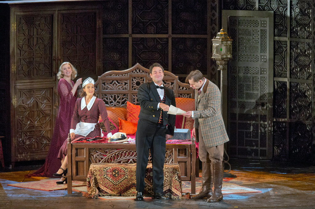 Figaro: Amanda Majeski as Countess Almaviva, Marlis Petersen as Susanna, Ildar Abdrazakov as Figaro, and Peter Mattei as Count Almaviva in Mozart's "Le Nozze di Figaro." | © Ken Howard/Metropolitan Opera