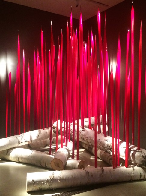 Chihuly, Red Reeds on Logs at the ROM | © Alix Hall