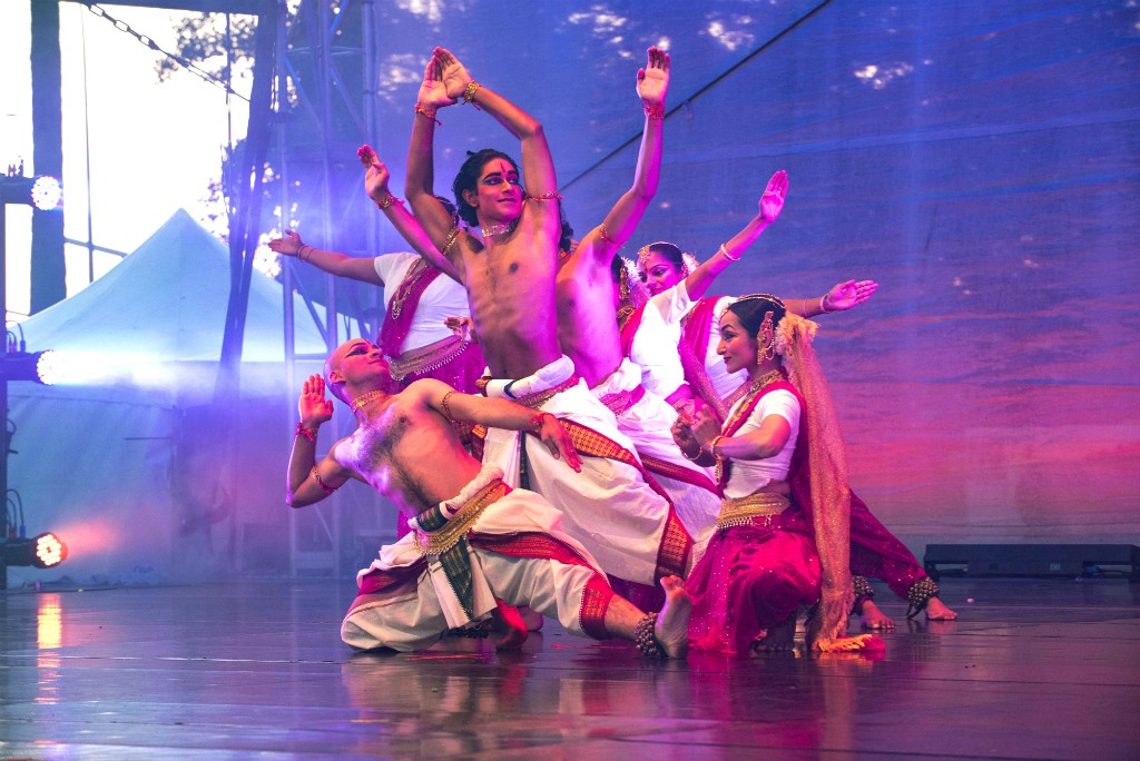 Dancers | Courtesy of Swan Festival of Lights