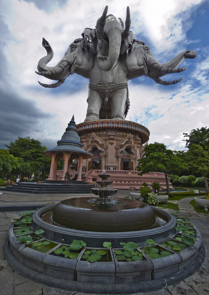 Erawan Museum - Samut Prakan, Thailand © Mike Behnken/Flickr