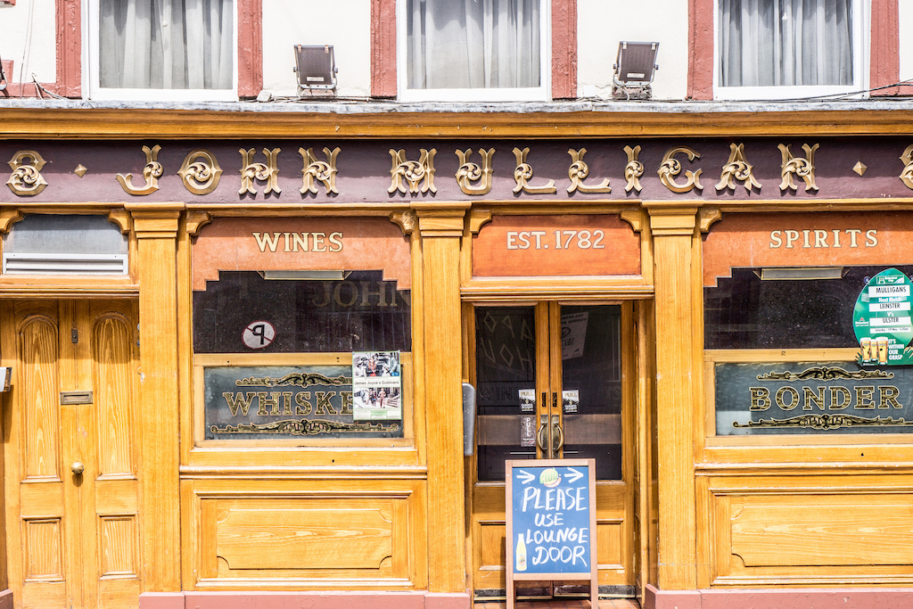 Mulligan's Pub