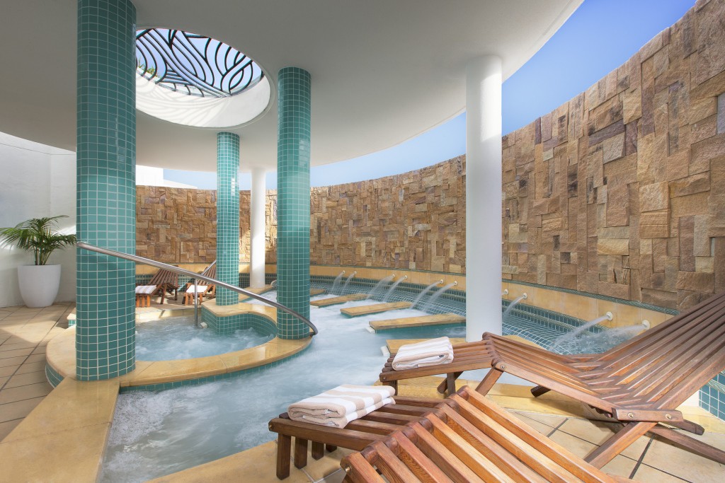 Aqua Therapy Area | Courtesy of Sofitel Noosa Pacific Resort