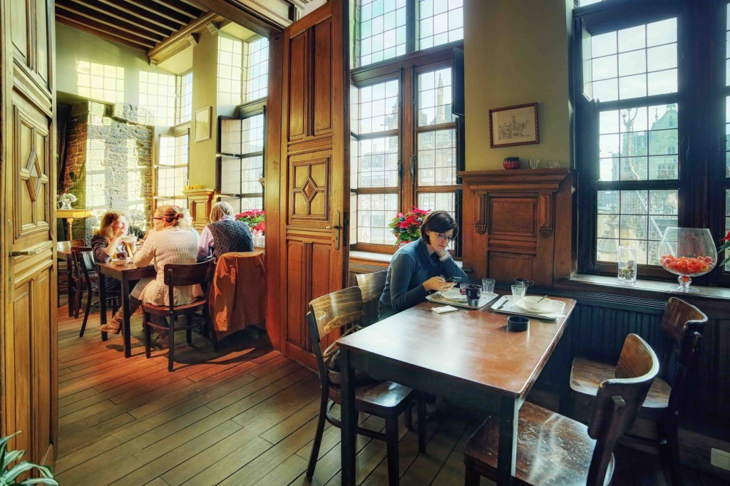 Breakfast comes with a ton of old-world charm at Hostel Uplink | Courtesy of Hostel Uppelink