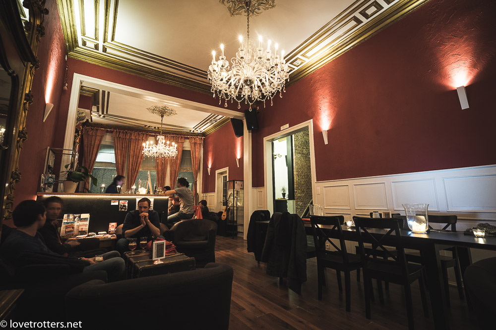 Situated in a UNESCO-protected building, the hostel can't add a lift but makes it up with tons of old-world charm | © lovetrotter.net, courtesy of Hostel Lybeer