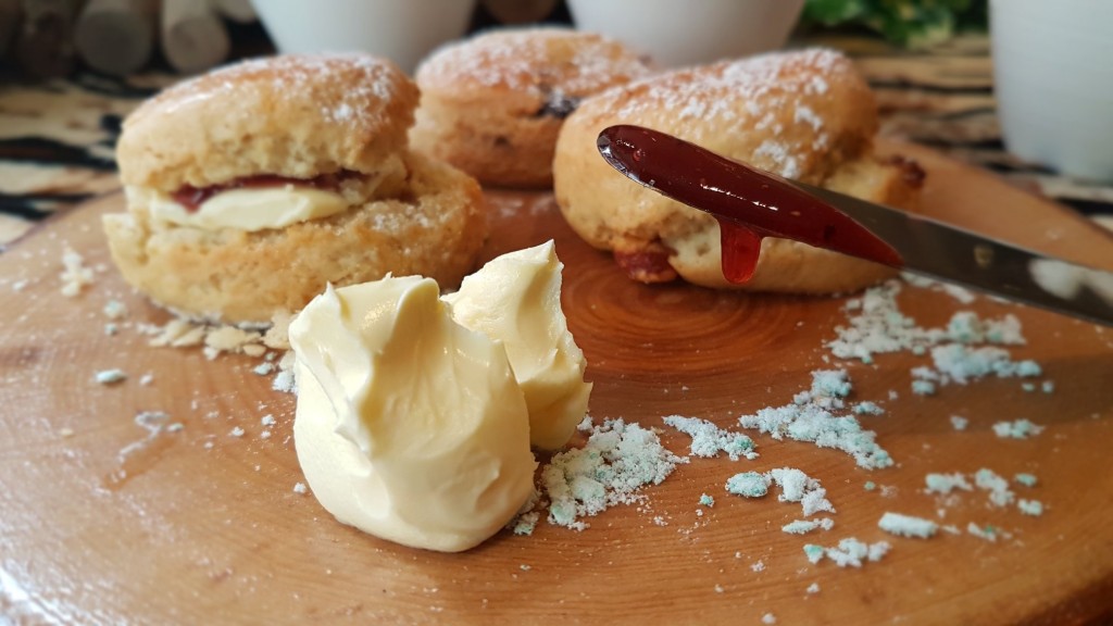 Scones | © Cassam Looch
