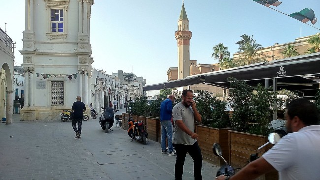 The Clock Tower Square café in the previous image after it was renovated and went under the management of Libya’s largest coffee chain Caffè Casa. | © Sarah Elmusrati