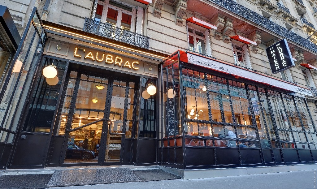 the best 24 hour restaurants in paris 24 hour clock time now