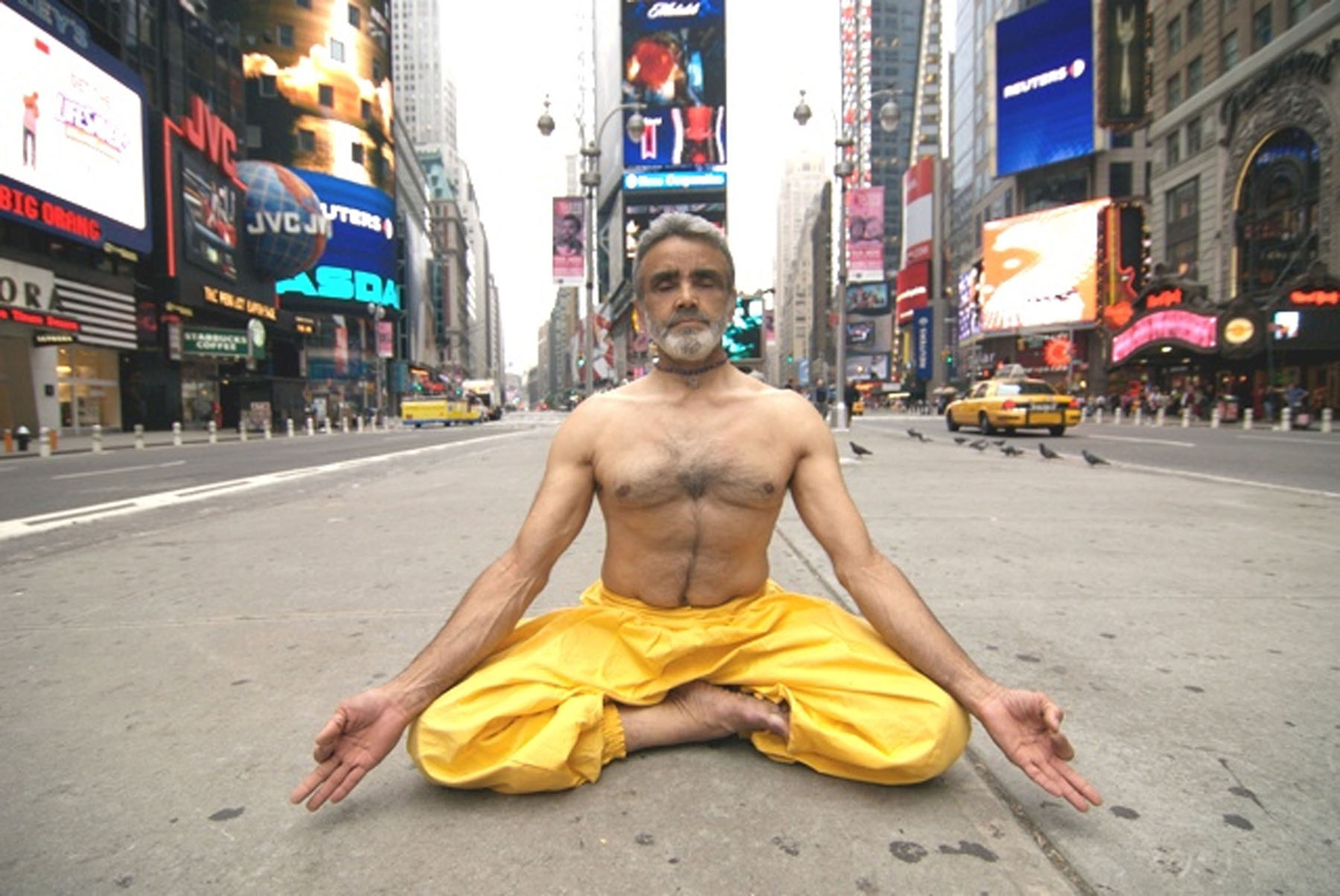 How Sri Dharma Mittra Brought Yoga to NYC