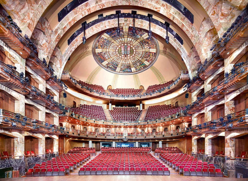 Candida Höfer, Palacio de Bellas Artes Ciudad de México III 2015 | Courtesy of Galería OMR