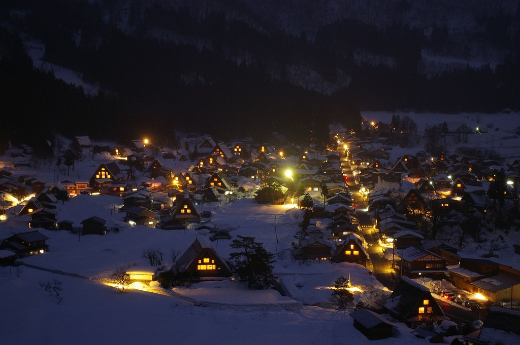 Ширакава-го во время освещения | © tsuda / Flickr