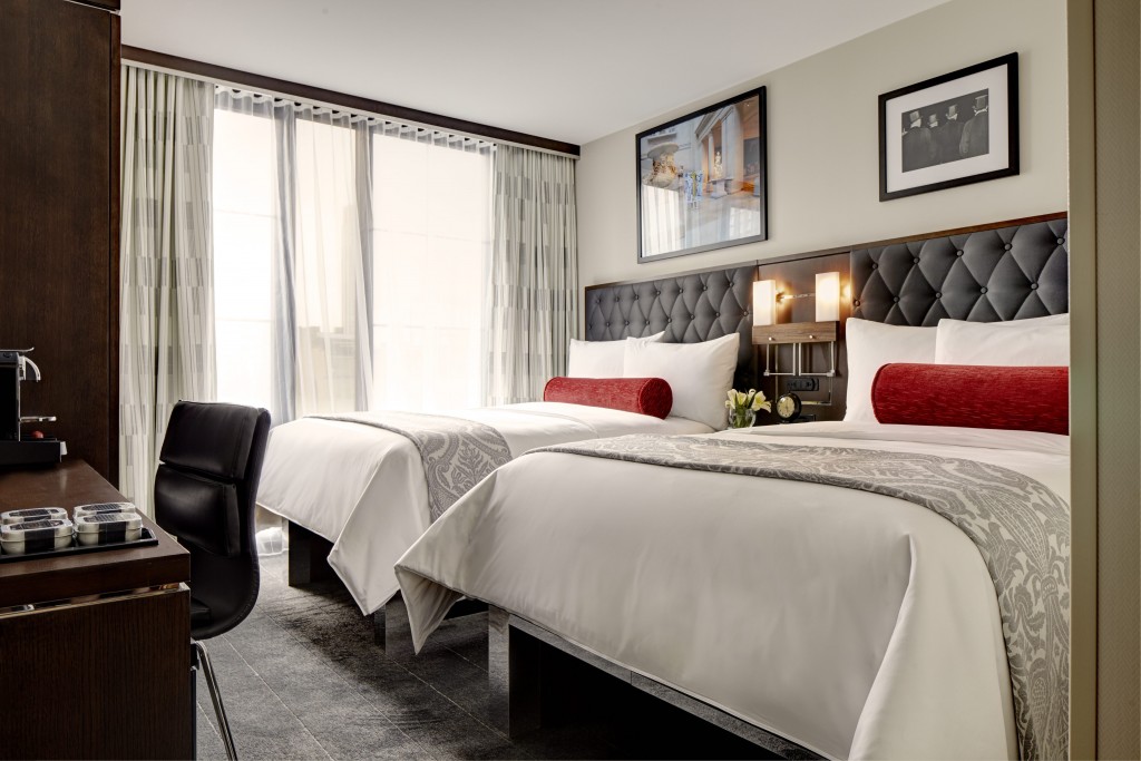 Guest Room in the Archer Hotel © Glen & Co. Architecture