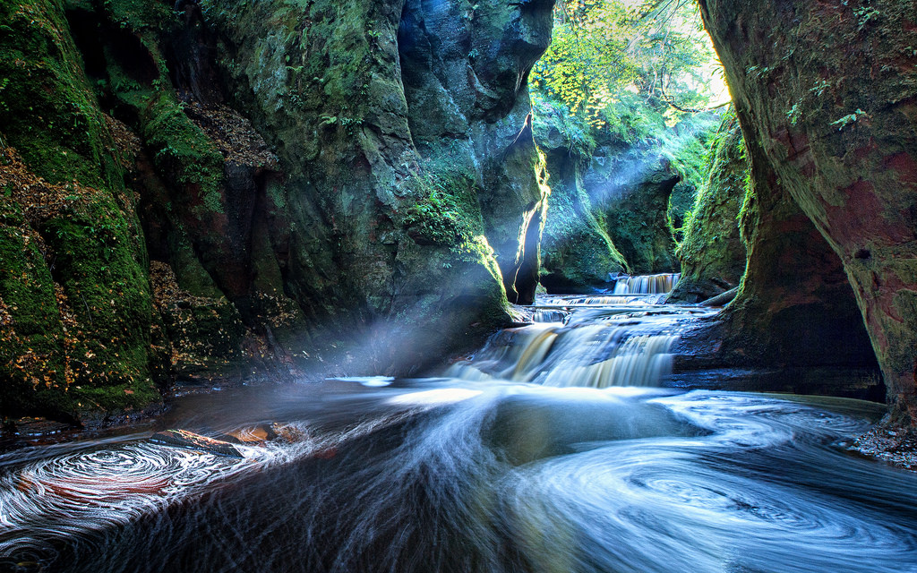 Finnich Gorge | © john mcsporran/Flickr