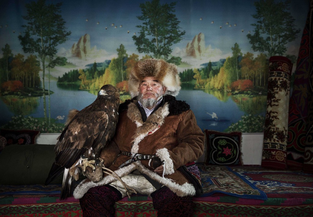 China's Kazakh Minority Preserve Culture Through Eagle Hunting in Western China. © Kevin Frayer, Canada, Winner Profesional Environment, 2016 Sony World Photography Awards