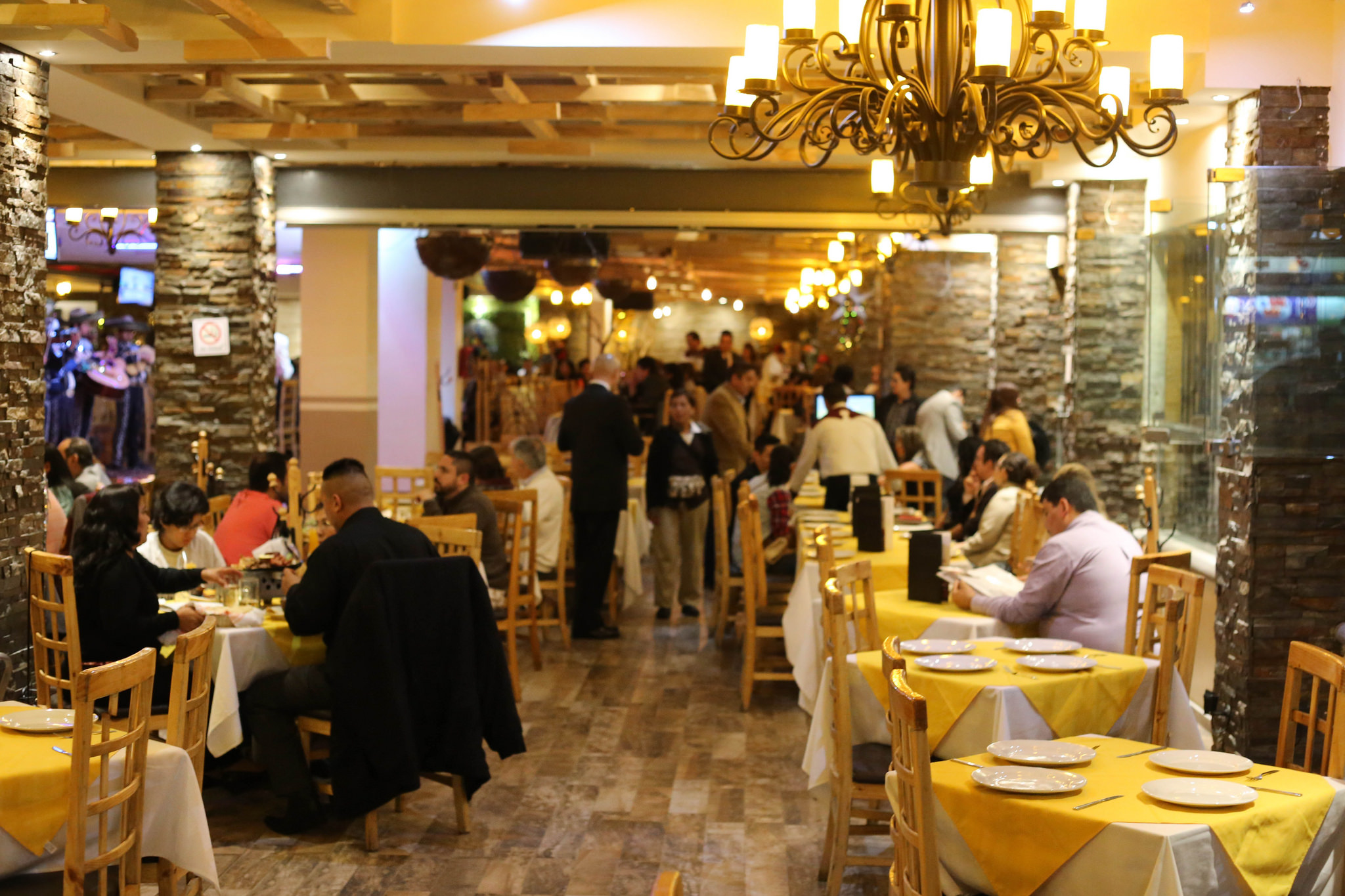 Upscale dining, Juárez | © Paul Sableman/Flickr