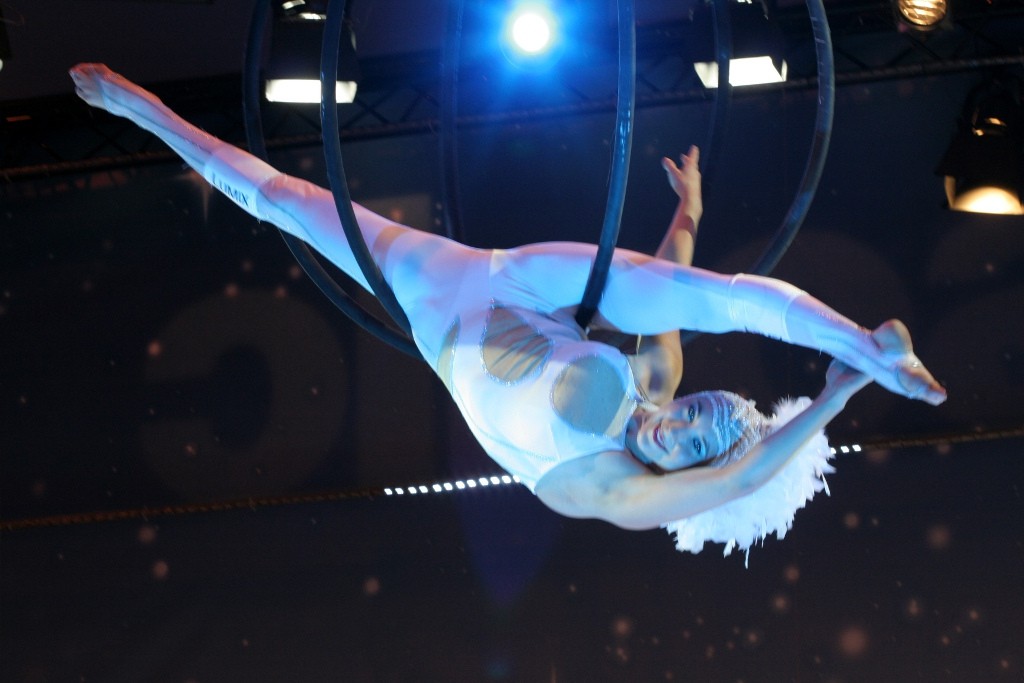 Aerial Performer | © Coyau/Flickr