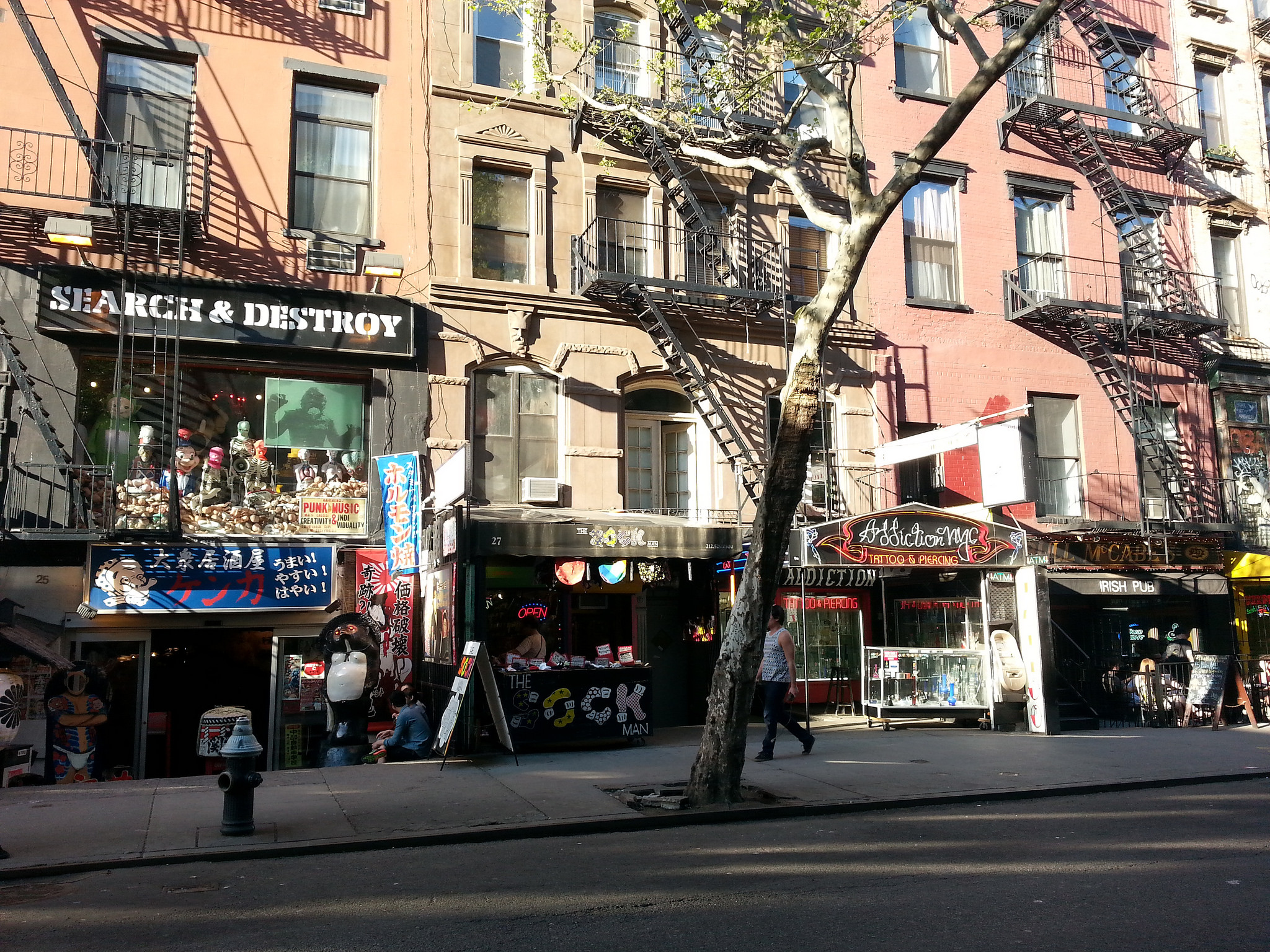 St. Mark's Place. Flickr/CC, © Carl Mikoy