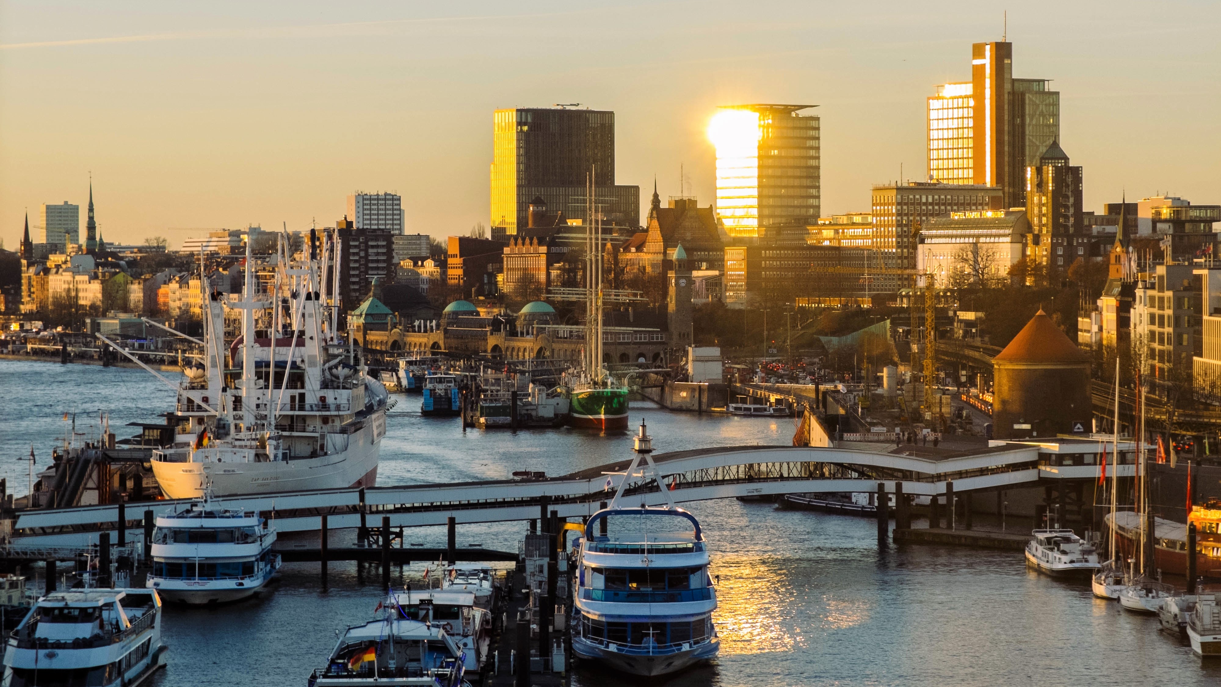 11 Reasons to Visit Hamburg Over Berlin