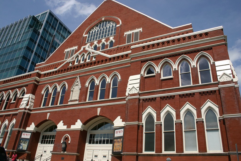 Ryman Auditorium seats over 2,300 people / © Mark Stephenson / Flickr
