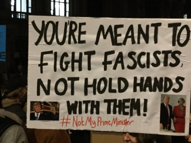 Protesters directed anger at Theresa May's dealings with Trump: "You're meant to fight fascists, not hold hands with them!" | © Ruaidhrí Carroll