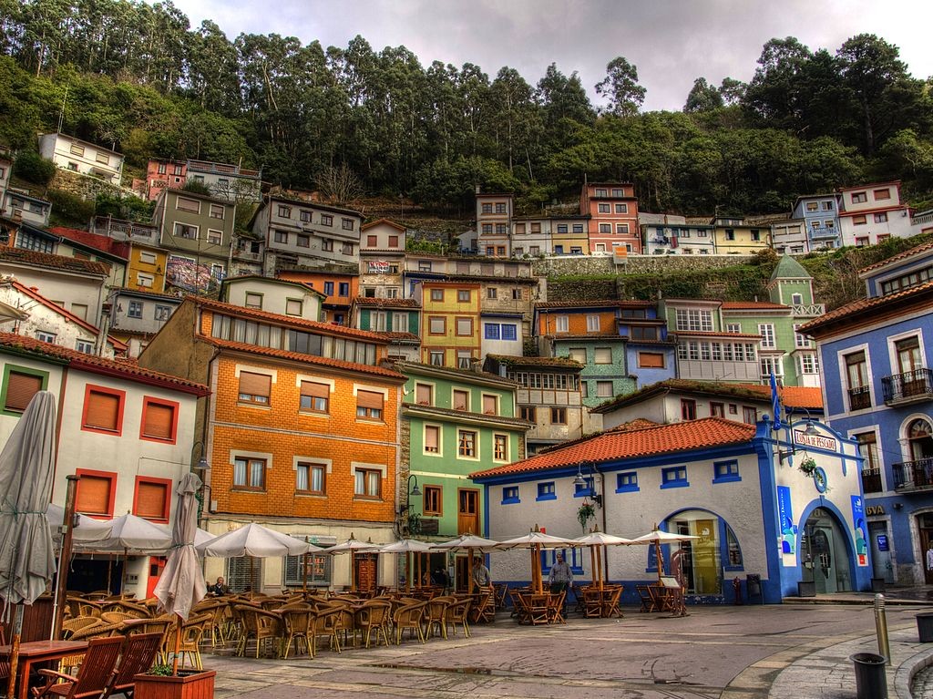 Cudillero, Spain | ©Javier.losa / Wikimedia Commons