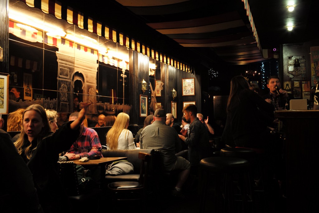 Eiffel Bar | © Tom Censani / Flickr