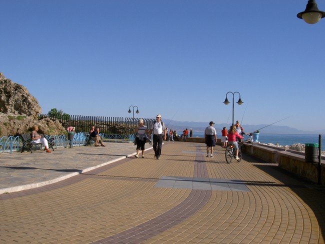 Excellent cycle paths run along coasts to the east and west of Malaga; manuelfloresv, flickr
