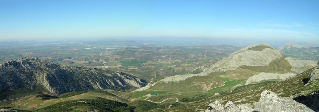 The mountains north of Malaga offer some incredible cycling routes; Juan Alberto Cañero Tamayo, flickr
