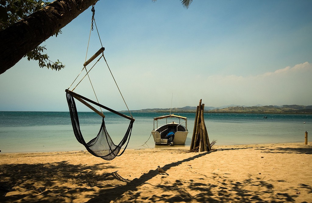 Robinson Crusoe Island Resort, Fiji | © Clayton Maxwell / Flickr