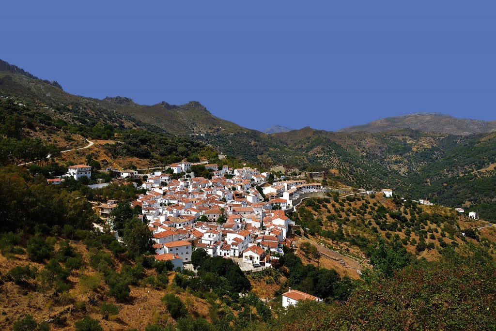 6 Glistening WhiteWashed Villages in Málaga