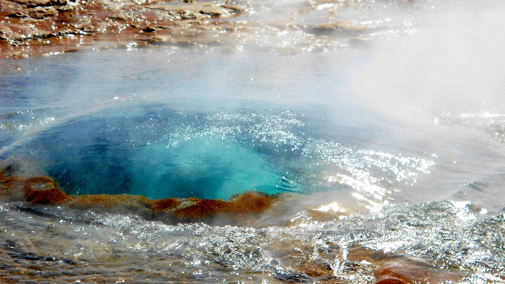 Icelandic hot spring | ©PublicDomain / Flickr