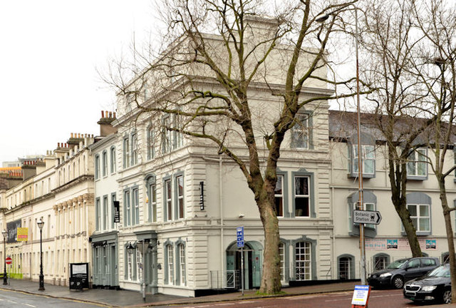 Crescent Townhouse