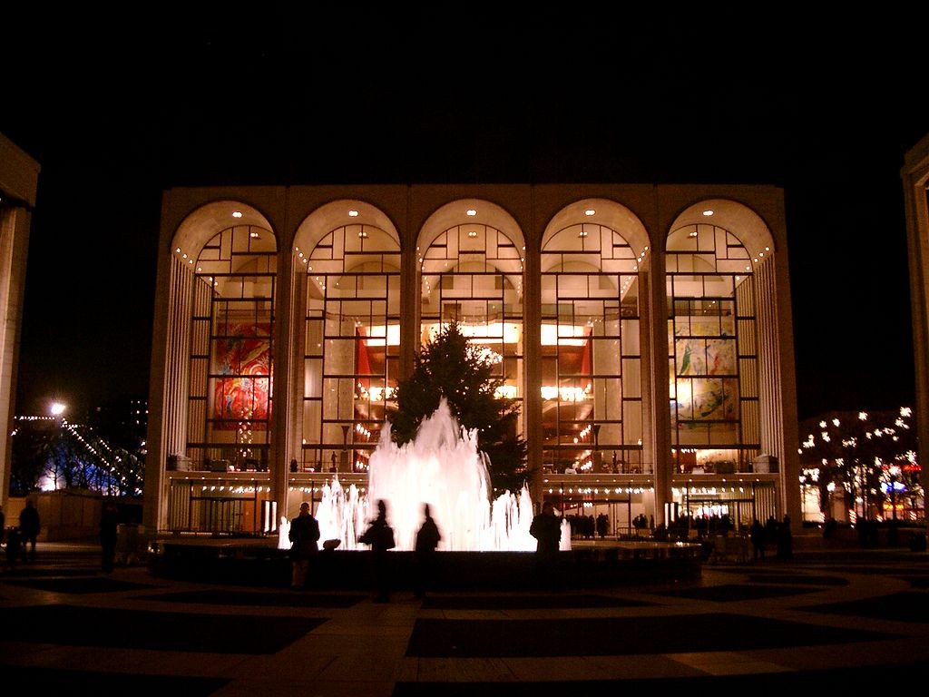 Metropolitan Opera | © Lechhansl / Wikimedia Commons