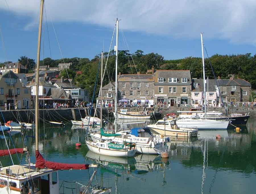Pretty Padstow © Mick Knapton / Wikimedia