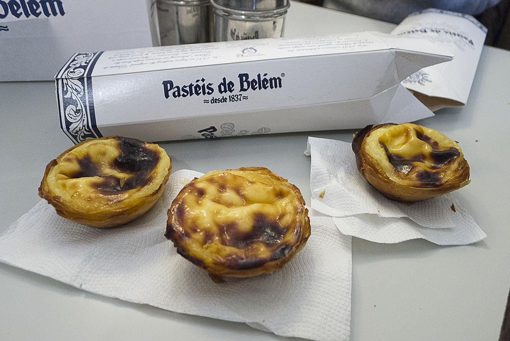 A Brief Introduction to Pastel De Nata, Portuguese Custard Tarts