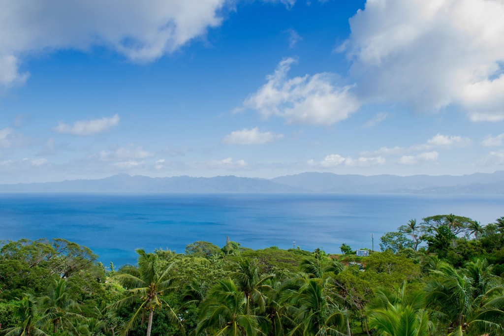 A vista para a baía de Savusavu das colinas | © Juliette Sivertsen